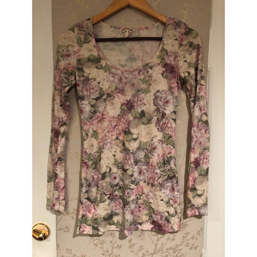 Floral pattern long sleeve shirt